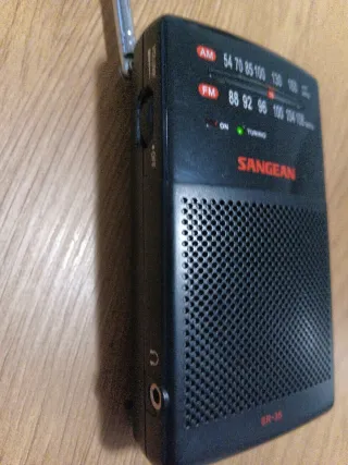 2 Radios Sangean DR-35