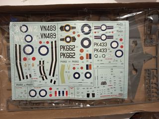 Maqueta Airfix Spitfire F.22/F.24 1:48