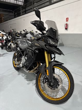 VOGE 900 DSX entrega inmediatamente