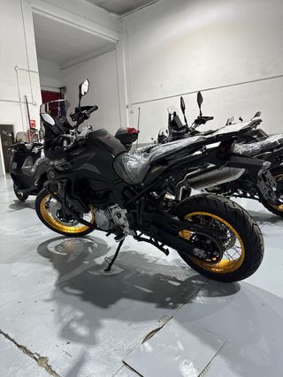 VOGE 900 DSX entrega inmediatamente