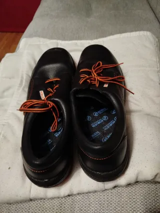 Zapato de seguridad Robusta Talla 49