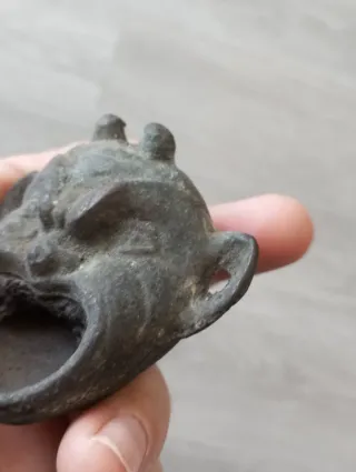 Posacenere antico in ottone