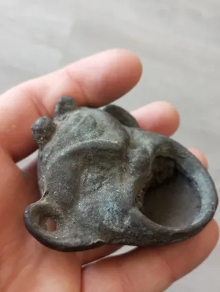 Posacenere antico in ottone