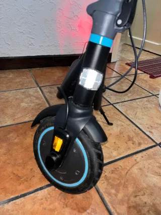 Cecotec Bongo D20 Patinete Eléctrico