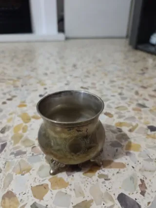 Tetera antigua decorada