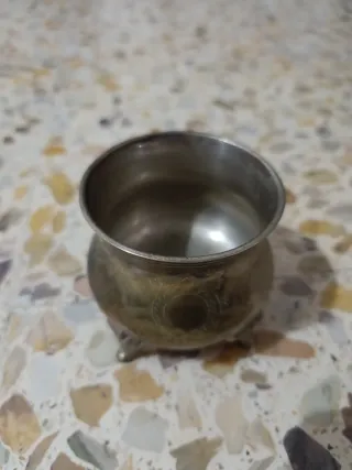 Tetera antigua decorada