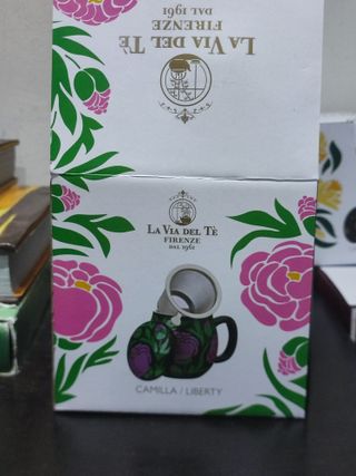 Tisaniera La Via del Tè con infusore Stile LIBERTY