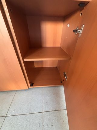 Mueble de oficina de madera