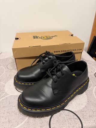Zapatos Dr. Martens 1461 BEX Negros. Talla 38