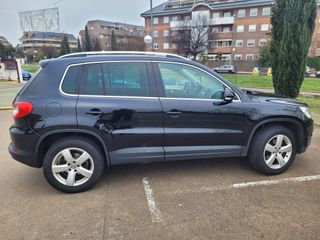 Volkswagen Tiguan 2.0 TDI 140 4Motion