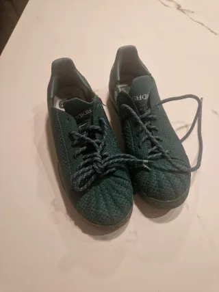 Pharrell x Adidas Superstar Primeknit Verde Oscuro