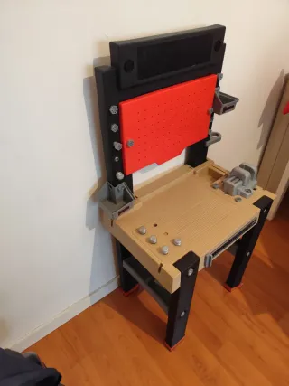 Banco de trabajo de juguete