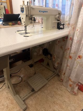 Máquina de coser profesional Kingtex