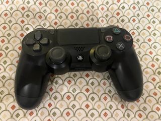 PlayStation 4 Pro 1TB Negra