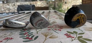 Medio juego de palos de golf , madera y putter