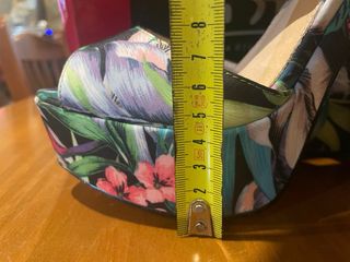 Sandalias La Strada Tacon Estampado Floral