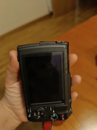 Olympus Tough TG-5 Cámara Digital