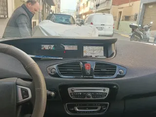 Renault Grand Scenic 2011