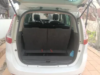 Renault Grand Scenic 2011