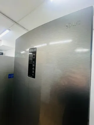 Nevera LG 2m alto, 60cm ancho, con garantía
