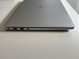 Portátil Dell Inspiron 15-3520 i7 - 512 GB SSD