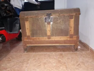 Baúl antiguo para restaurar