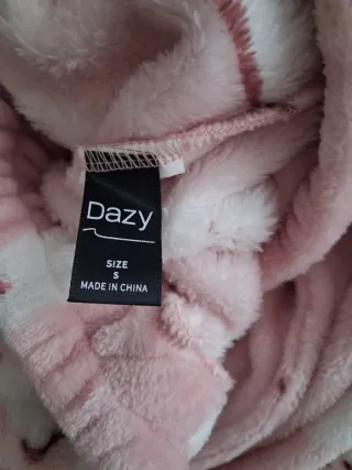 Pantalones de pijama rosas con estampado