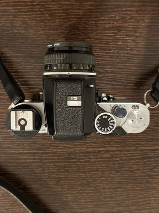 Nikon F2 + Objetivo Nikkor 50mm 1:2