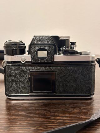 Nikon F2 + Objetivo Nikkor 50mm 1:2