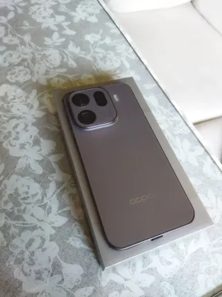 Oppo Find X9 Pro 16 GB RAM + 512 GB