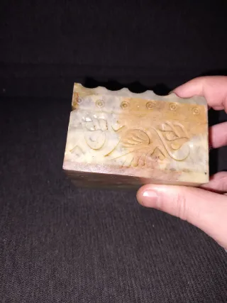 Scatolina in pietra ollare con Yin Yang