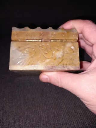 Scatolina in pietra ollare con Yin Yang