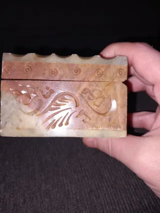 Scatolina in pietra ollare con Yin Yang