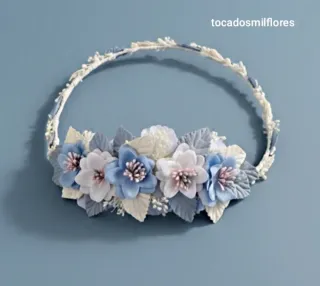 Corona de comunión flores azules y blancas