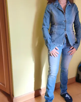 Chaqueta vaquera estilo blazer