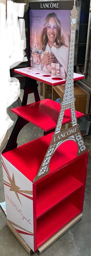 Expositor de cartón rígido Torre Eiffel comercio
