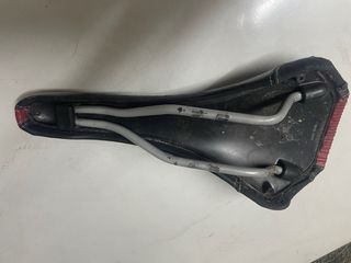 Sillín Bici Gel Negro/Rojo