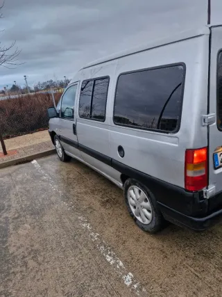 cetroen  jumpey  2006