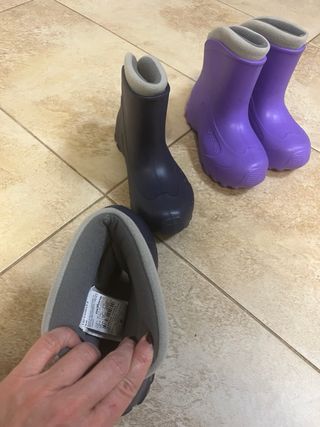 2Pantalones de Nieve para 2 y 5 años y dos botas