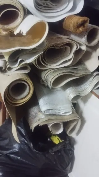 Piel metalizada dorada y rosa