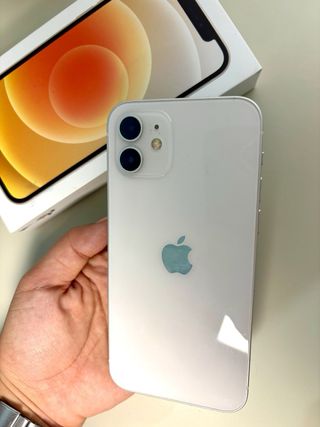 iPhone 12 64GB blanco + Fundas