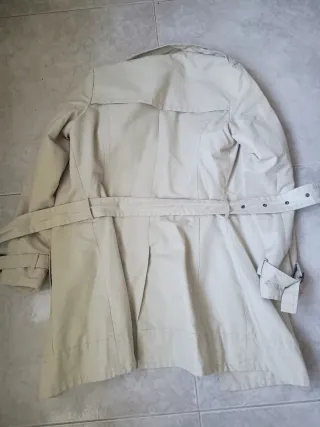 Gabardina Zara Beige Talla S