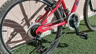 Bicicleta B-PRO 24 24 AL Roja Santa Perpetua de Mo