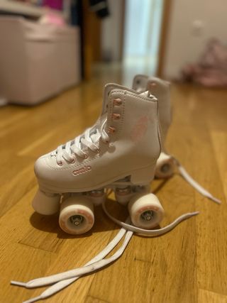 Patines de 4 ruedas blancos