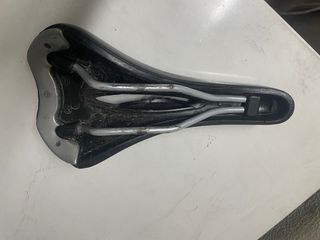 Sillín de bicicleta Sportourer negro