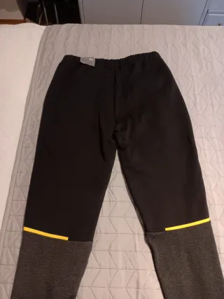 Pantalón Puma Borussia Dortmund