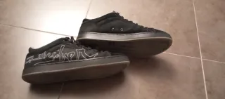 Zapatillas Quiksilver Hombre Negras en piel.