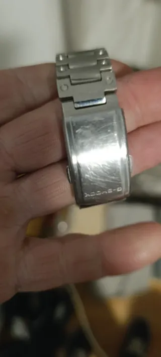 Reloj Casio G-Shock de acero. Reloj con bluetooth.