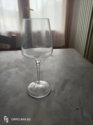 Calice vino trasparente in vetro