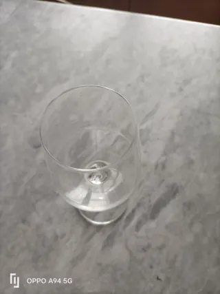 Calice vino trasparente in vetro